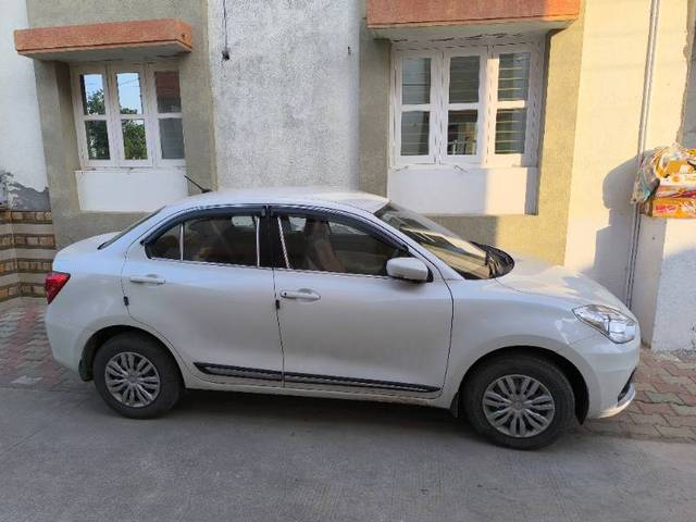 https://images10.gaadi.com/usedgaadi-sellcar/UsedCar/da367579-b315-47e7-ae1a-6c12cf77b1b7/dec769ee-1b41-472d-b8bb-7ff90046385d.jpg?imwidth=6401