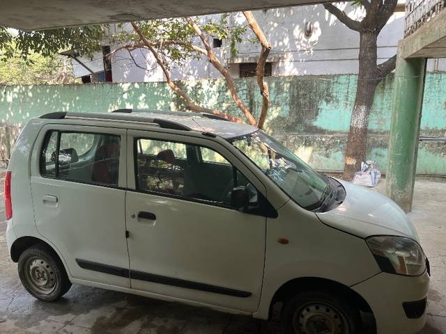 https://images10.gaadi.com/usedgaadi-sellcar/UsedCar/da3832cb-d448-49a4-87df-c40a0443d9bd/a7a66179-da21-45e7-8868-208800545592.jpeg?imwidth=6400