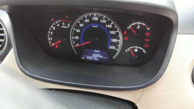 https://images10.gaadi.com/usedgaadi-sellcar/UsedCar/dab93f6c-bda0-4317-8be9-8347ec91f953/a3e4c838-34a9-41e3-a423-b29d305665da.jpg?imwidth=6400