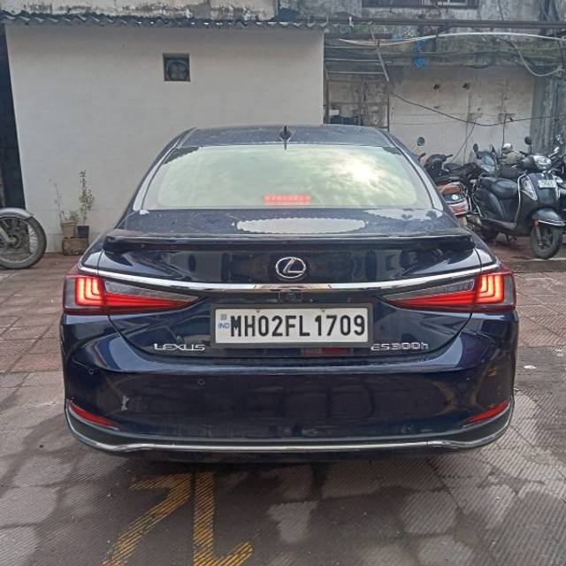 https://images10.gaadi.com/usedgaadi-sellcar/UsedCar/dae17d70-5179-4593-90e3-911c6b0bb1d5/438046a3-5503-46d0-8ddf-eb5a1e710e08.JPG?imwidth=6401