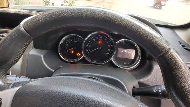 https://images10.gaadi.com/usedgaadi-sellcar/UsedCar/db2812ad-1778-4747-a948-edf2ce061ed4/a875fccc-cda9-4a55-bbdc-a923374a8555.jpeg?imwidth=6402