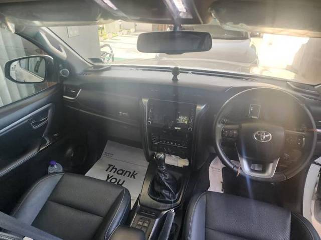 https://images10.gaadi.com/usedgaadi-sellcar/UsedCar/db522fac-8241-481c-887e-dc0020c82314/372f9bb8-3351-47ea-9186-1f66ea7578c6.jpg?imwidth=6402