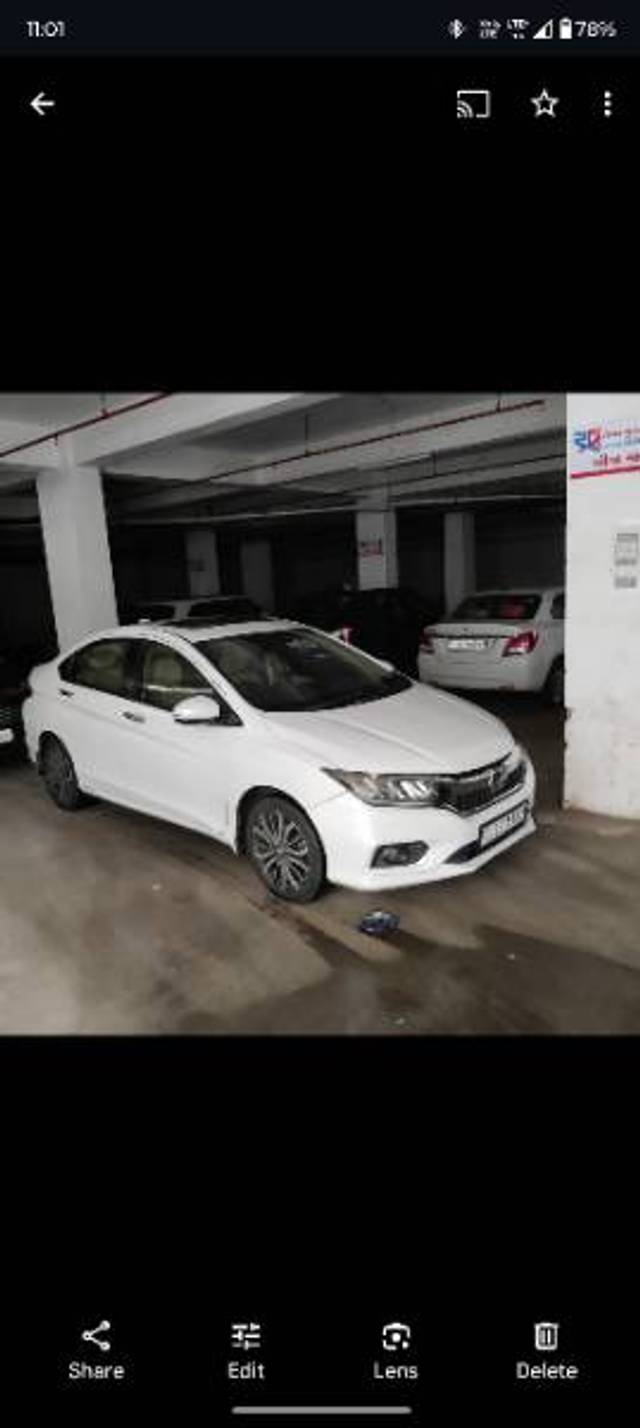 https://images10.gaadi.com/usedgaadi-sellcar/UsedCar/db69d598-1113-4e3e-9c7e-f3a9a161548b/1a913485-6fe5-45af-83b2-e9bb3b83bce2.png?imwidth=6401