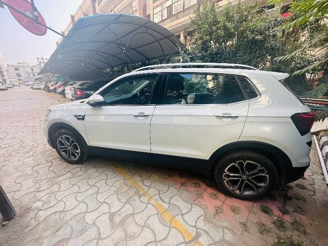 https://images10.gaadi.com/usedgaadi-sellcar/UsedCar/db84503c-51df-4490-a673-ca8ae0c9eeb5/7f7f0e35-c311-43d9-bbda-3ac67b5c655f.jpg?imwidth=6402