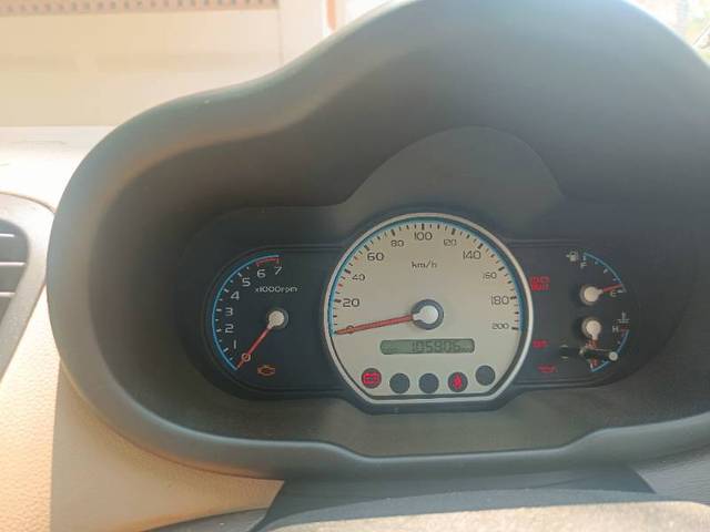 https://images10.gaadi.com/usedgaadi-sellcar/UsedCar/db8847b4-487d-4966-bdbd-1bd7bdc3328b/2cc10560-a235-4136-9314-25037e25e13d.jpg?imwidth=6402