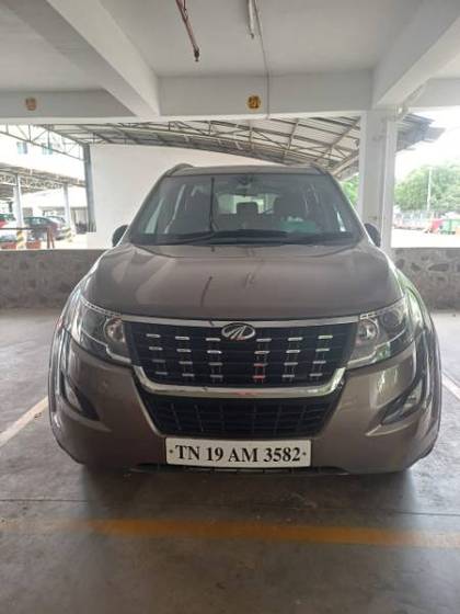 Mahindra XUV500 W11 AT BSIV