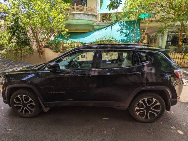 https://images10.gaadi.com/usedgaadi-sellcar/UsedCar/dbf7a2b8-ffc2-4dab-9995-821262c2a184/9934bfb3-3121-430e-b0b7-1a34e0b9e6ba.jpg?imwidth=6400