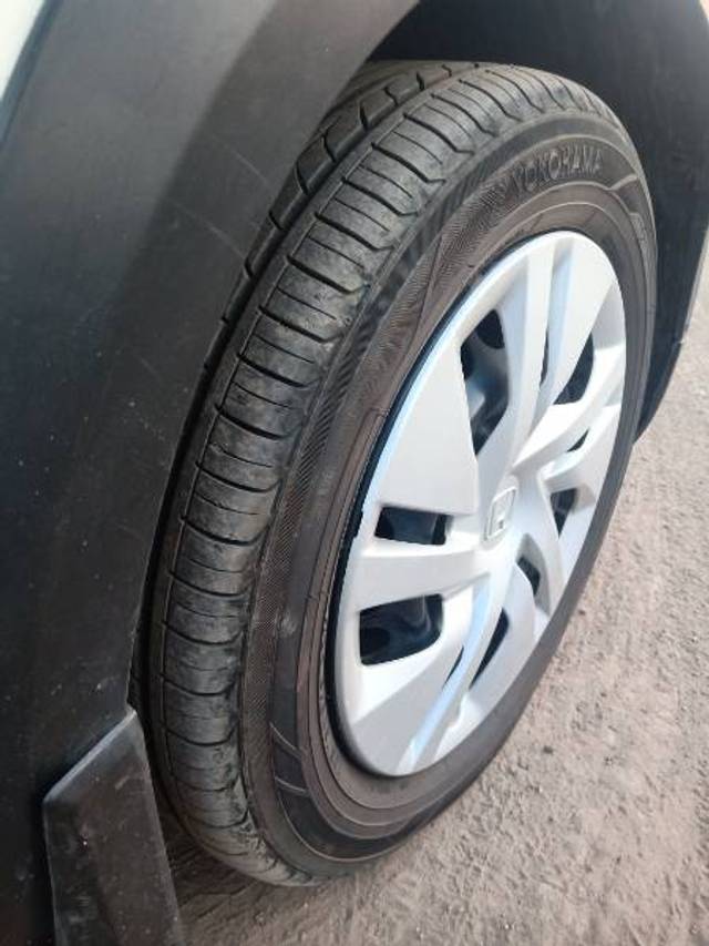 https://images10.gaadi.com/usedgaadi-sellcar/UsedCar/dc11f61b-9161-4689-9168-800675da0cc4/bd5573b9-d2ab-448a-90d7-d18ad936ed91.jpg?imwidth=6402