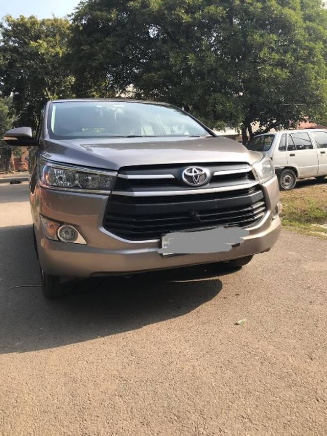 https://images10.gaadi.com/usedgaadi-sellcar/UsedCar/dc4de6c2-88df-4507-887f-ba9a4abe006d/03527bd7-6929-486b-a812-7f2d5930f252.jpeg?imwidth=6400