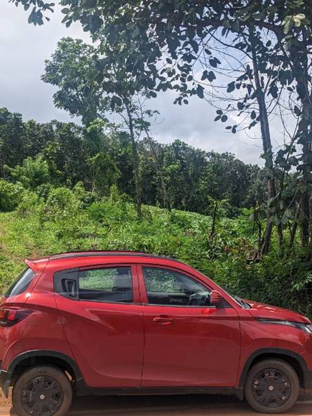 https://images10.gaadi.com/usedgaadi-sellcar/UsedCar/dc65cec5-c3a7-4110-8045-af2a55c4a12d/4b7b9b11-c5c3-4e1a-9b45-3dee83907621.jpg?imwidth=6400
