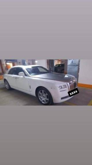 Rolls-Royce Cullinan Price - Images, Colours & Reviews - CarWale