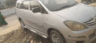 Toyota Innova 2004-2011 Toyota Innova 2.5 G (Diesel) 8 Seater BS III