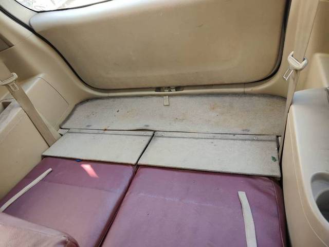 https://images10.gaadi.com/usedgaadi-sellcar/UsedCar/dd1669ae-f3ce-47ce-b931-d867f9fc07b7/23707c11-5af5-486b-a7de-8d94a481cd88.jpg?imwidth=6402