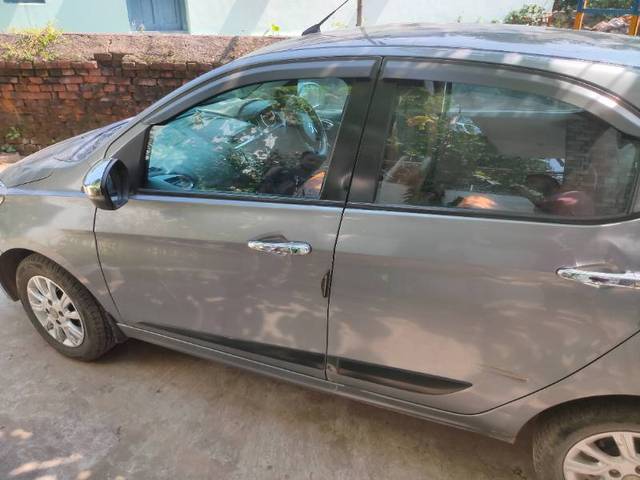 https://images10.gaadi.com/usedgaadi-sellcar/UsedCar/dd3c4881-349f-4270-9e83-7360c1dadfe7/f7ab0ba7-6d9f-401c-a69c-8d65c9efb96d.jpg?imwidth=6401