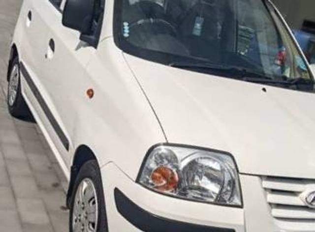 https://images10.gaadi.com/usedgaadi-sellcar/UsedCar/de14f1e2-c02d-4385-9a4f-db3a013f16f6/4367ff5c-afc2-461a-a709-e3f9c91dd30b.jpg?imwidth=6402