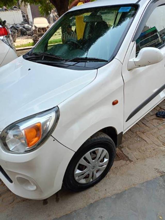 https://images10.gaadi.com/usedgaadi-sellcar/UsedCar/de62866c-d7fa-4321-93fd-1db9d336db39/3ffbee77-4356-4130-a99f-e273c821fb3b.jpg?imwidth=6401