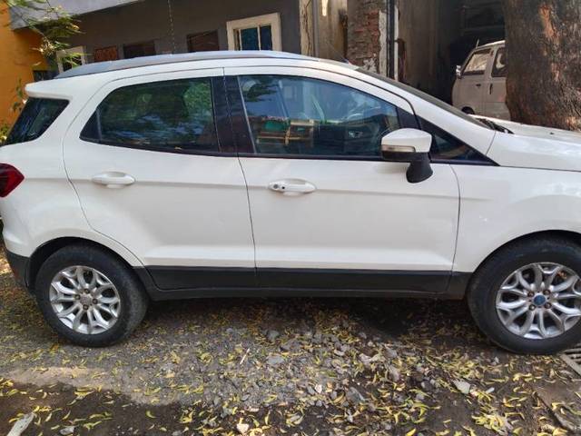 https://images10.gaadi.com/usedgaadi-sellcar/UsedCar/de79aa10-66c8-46e1-9740-6a0c2a7d35dc/674ea402-8547-4f43-b2a4-662d09057376.jpg?imwidth=6401