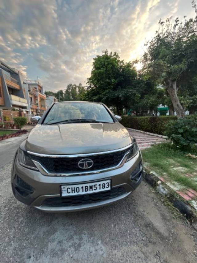 https://images10.gaadi.com/usedgaadi-sellcar/UsedCar/decc60c9-55cf-4872-8f25-70da5a88273f/d75b0907-db8d-4d76-9242-81ee31c9d365.jpg?imwidth=6400