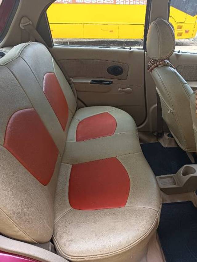 https://images10.gaadi.com/usedgaadi-sellcar/UsedCar/df3441fd-fe6f-47bb-ad49-334c611c8db8/02f590a5-6043-486c-a5f7-357c471084c1.jpg?imwidth=6401