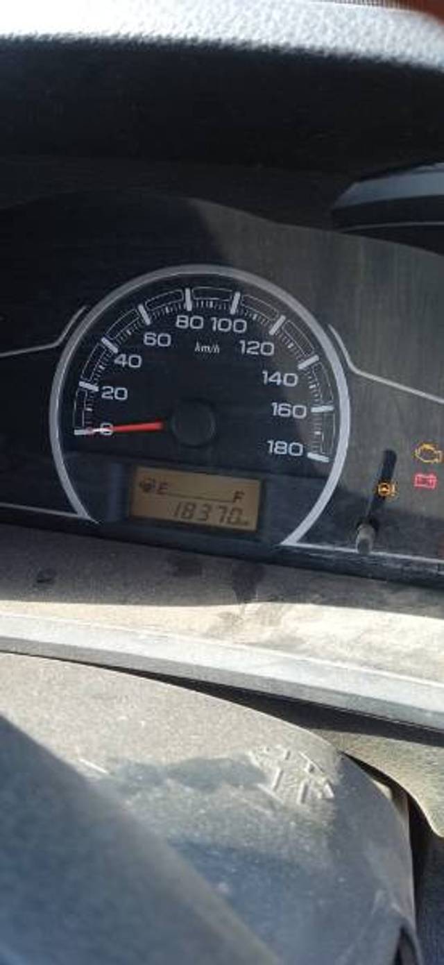 https://images10.gaadi.com/usedgaadi-sellcar/UsedCar/df9d3adb-97b0-42a0-b2c9-7e7c05014a4f/4eb754af-761b-4a66-8f0a-4e17ae4d30aa.jpg?imwidth=6401
