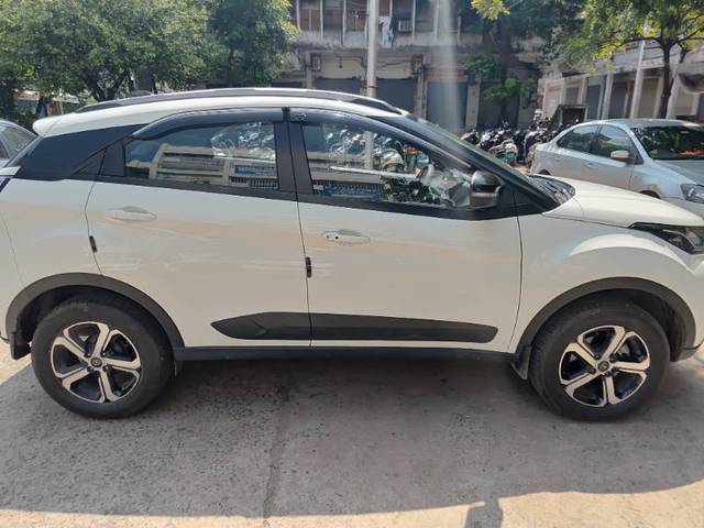 https://images10.gaadi.com/usedgaadi-sellcar/UsedCar/dfa7fb00-7373-4e4f-9c98-988656dba6a9/8eda704f-d50b-4f76-9916-79449cdf19d7.jpg?imwidth=6401