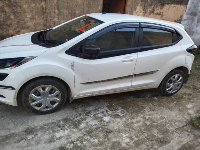 https://images10.gaadi.com/usedgaadi-sellcar/UsedCar/e01bb4f6-1c3d-4f6b-94c0-7d4cfe399f08/625a04a8-8c27-4314-af93-1d0e962c77d4.jpg?imwidth=6400