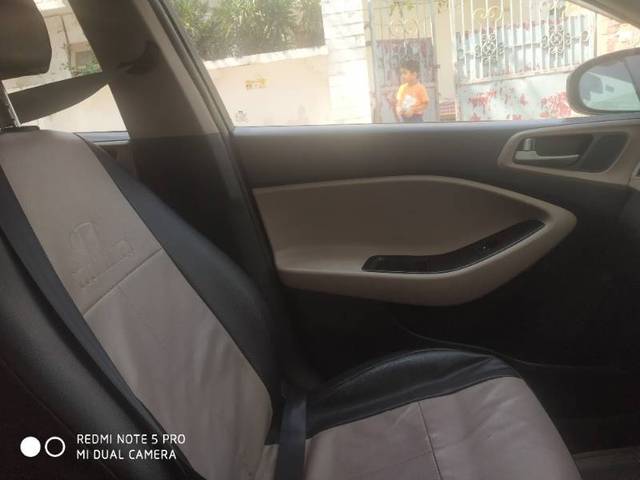 https://images10.gaadi.com/usedgaadi-sellcar/UsedCar/e02851f5-c89f-4c58-9aa1-f59382c1ed0a/b3e93fff-6075-4219-90bd-871c9a6447f2.jpg?imwidth=6402