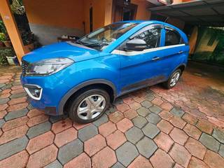 Tata Nexon 2017-2020 Tata Nexon 1.2 Revotron XM