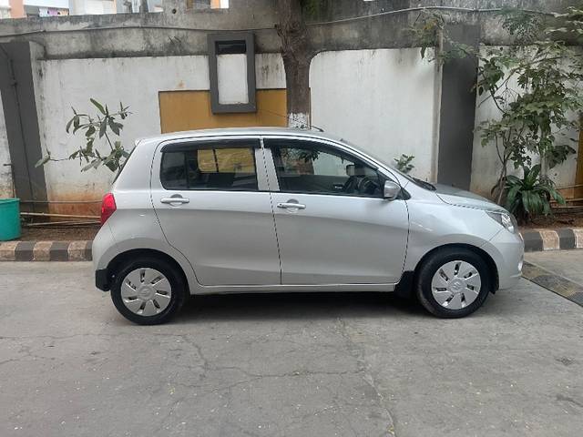 https://images10.gaadi.com/usedgaadi-sellcar/UsedCar/e0557247-f992-4046-88e7-5a4d04a19f19/a5b61a6e-a87d-4fda-8fd1-4658aae37258.jpg?imwidth=6401