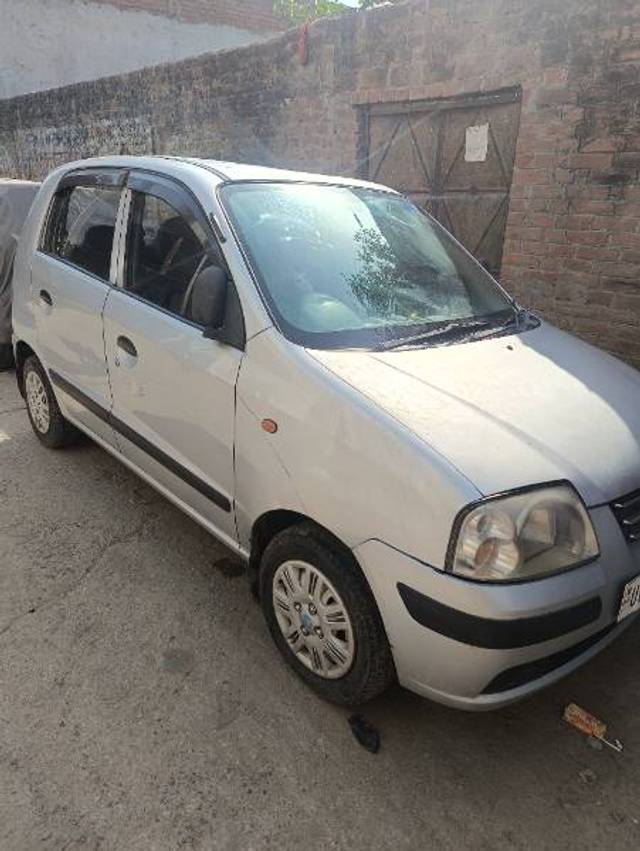 https://images10.gaadi.com/usedgaadi-sellcar/UsedCar/e07bed77-2bbf-4147-a9d2-b4099759ca1b/3cd7a8bc-16cc-4933-93bf-a21d355ef122.jpg?imwidth=6400