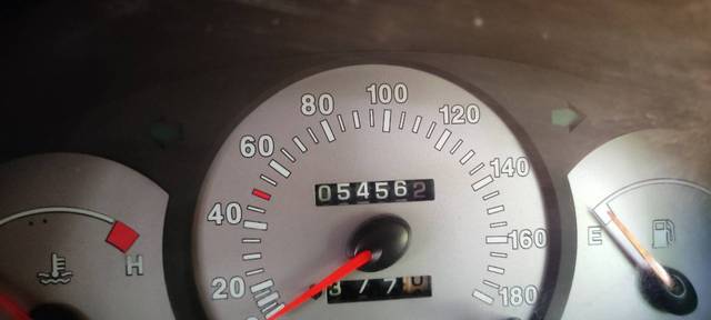 https://images10.gaadi.com/usedgaadi-sellcar/UsedCar/e0e27f35-f9aa-4537-9251-20b895753e1b/4d77fb63-bc20-425f-9b11-a052901a2a49.jpg?imwidth=6402