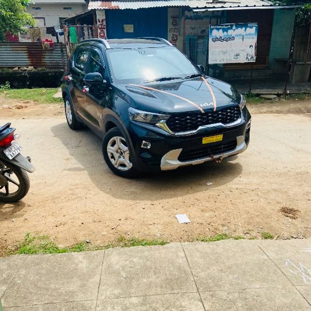 https://images10.gaadi.com/usedgaadi-sellcar/UsedCar/e0f4cdfc-efb3-45cb-83e2-0c1aebd37e1d/0b744396-af1c-40a4-b3e2-2e2d34b440e8.jpeg?imwidth=6400