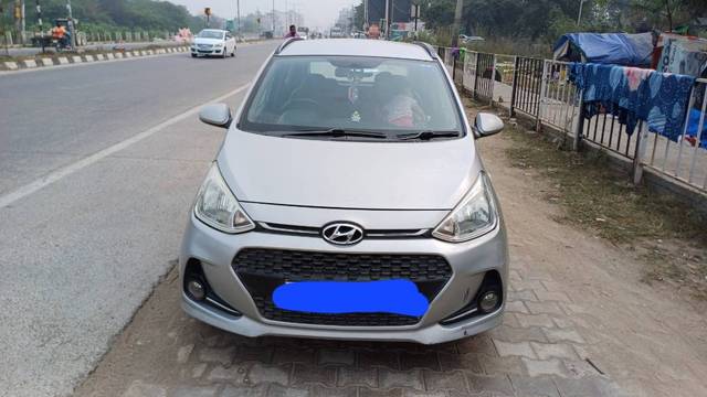 https://images10.gaadi.com/usedgaadi-sellcar/UsedCar/e1199fb2-d774-4a37-8cd6-adee1d46d1d9/8f8e9984-4ef6-4776-bff8-68b884a530d5.jpeg?imwidth=6400