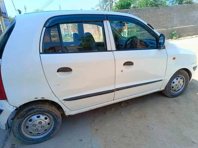 https://images10.gaadi.com/usedgaadi-sellcar/UsedCar/e1646f13-cffd-48b1-bdf4-0636131b86bb/381a6340-b0e2-40ee-82c5-1d0ecf015644.jpg?imwidth=6400