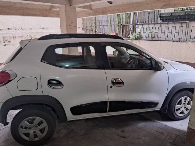 https://images10.gaadi.com/usedgaadi-sellcar/UsedCar/e196f38e-1b05-4380-9541-3f0f04dc31f9/c37c9d97-fb57-4f71-8415-41fbbdadb328.jpg?imwidth=6401