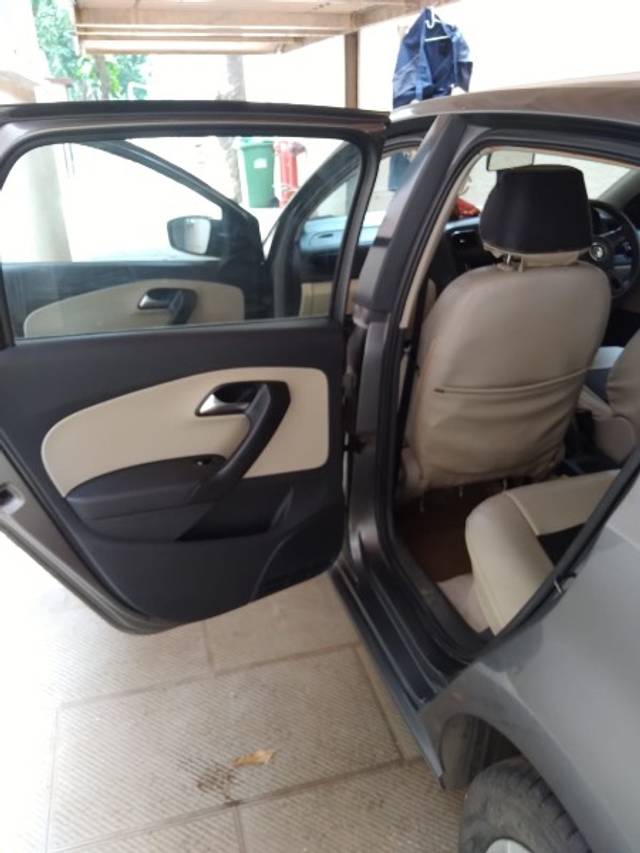 https://images10.gaadi.com/usedgaadi-sellcar/UsedCar/e1f7043d-9cb1-4b95-88a9-bacb668841f8/d187c983-fe71-42bc-98aa-f679e71e90ac.jpeg?imwidth=6402