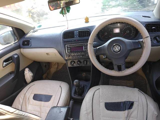 https://images10.gaadi.com/usedgaadi-sellcar/UsedCar/e20dc6e8-a260-4702-8b73-9c361193ce2e/7932b11e-b685-4c04-bab7-6a5a276f69c6.jpg?imwidth=6402