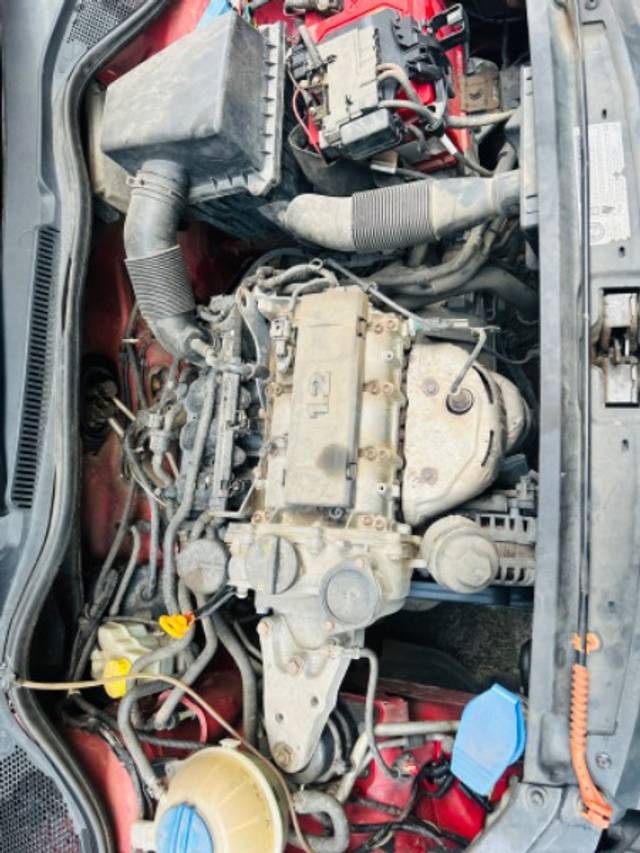 https://images10.gaadi.com/usedgaadi-sellcar/UsedCar/e3200fd8-6c2d-4607-b172-277d8c4a87ab/bca538f4-cda6-489f-8e6b-b96613320d63.jpeg?imwidth=6401