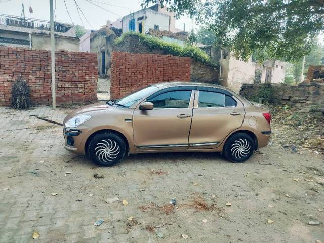 https://images10.gaadi.com/usedgaadi-sellcar/UsedCar/e33e8741-fdc1-4a83-82d3-e63a8257698e/0e54ad84-4a1b-4064-8253-41bf899619a5.jpg?imwidth=6400