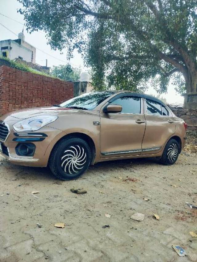 https://images10.gaadi.com/usedgaadi-sellcar/UsedCar/e33e8741-fdc1-4a83-82d3-e63a8257698e/6f5c0a82-e269-41b8-b4b6-a7db390b644d.jpg?imwidth=6402