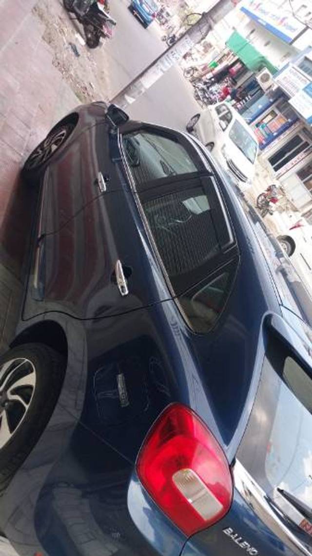 https://images10.gaadi.com/usedgaadi-sellcar/UsedCar/e38f0da6-7c9a-4820-b0c3-979d54f45dbb/8d2dde76-275e-4ba6-9411-a2704fc31772.jpg?imwidth=6402
