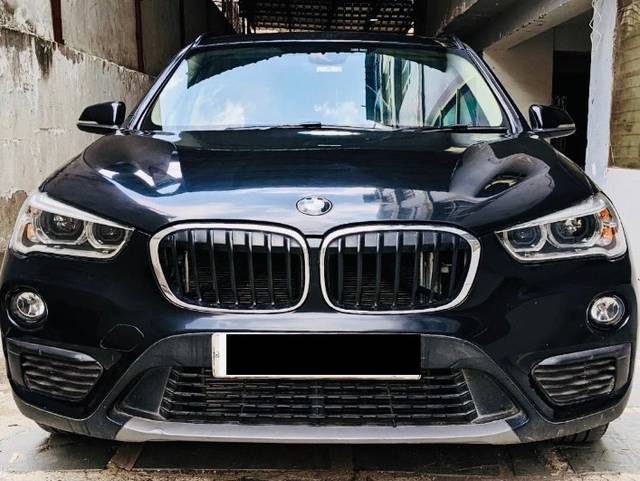 https://images10.gaadi.com/usedgaadi-sellcar/UsedCar/e3ae4e34-86f1-4f9d-aaa3-3ee631e64f40/b657f627-6d5f-4ee1-813b-755b0f7c0f63.jpeg?imwidth=6400