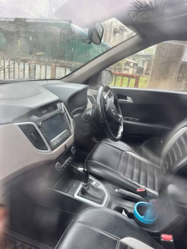 https://images10.gaadi.com/usedgaadi-sellcar/UsedCar/e3b34b55-c353-48e7-b0b1-529b7bef3361/e5db3157-d114-4f10-8faf-0f7f964d0350.jpeg?imwidth=6400