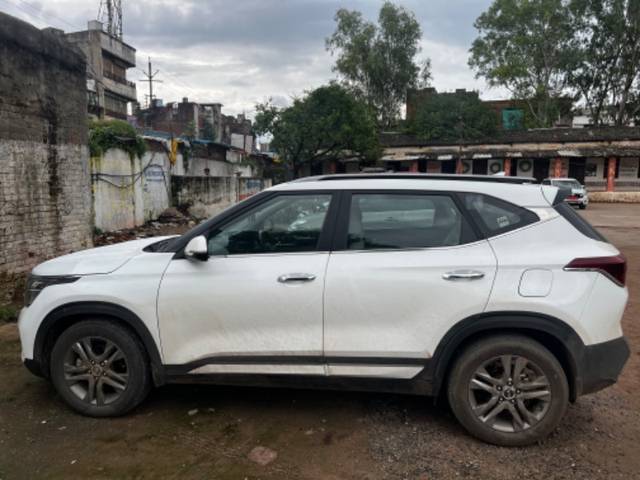 https://images10.gaadi.com/usedgaadi-sellcar/UsedCar/e3f3b85e-cc74-47c8-bbbf-4501187936e5/c4e1e2cb-565a-4c99-802f-65bde3d1c128.jpeg?imwidth=6402