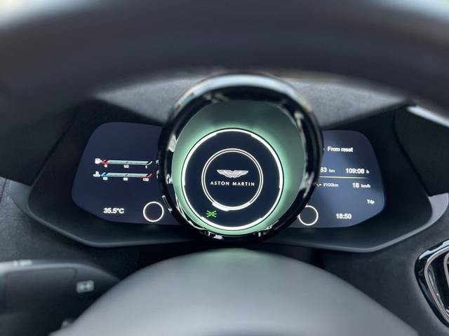 https://images10.gaadi.com/usedgaadi-sellcar/UsedCar/e478e4d3-a2c0-4d9b-83af-1ea877989d67/d926f368-dfa1-4ee0-8a5f-533b66e0221b.jpeg?imwidth=6401
