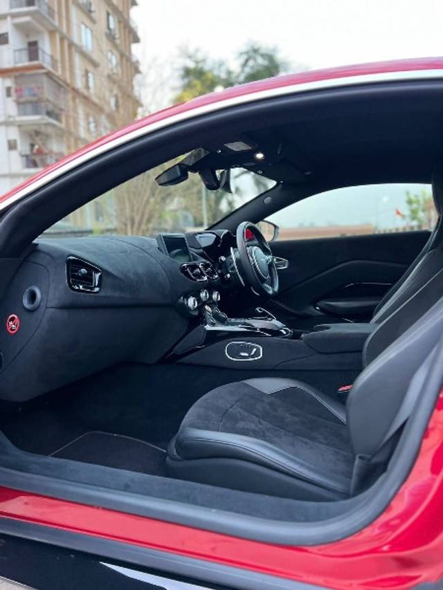 https://images10.gaadi.com/usedgaadi-sellcar/UsedCar/e478e4d3-a2c0-4d9b-83af-1ea877989d67/e83a02c2-b7b0-489f-99eb-b1171a2abd00.jpeg?imwidth=6402