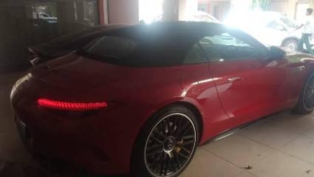 https://images10.gaadi.com/usedgaadi-sellcar/UsedCar/e5008ba0a/9dcc33d2-19be-468f-a4fd-ac08d00077f8.jpg?imwidth=6402