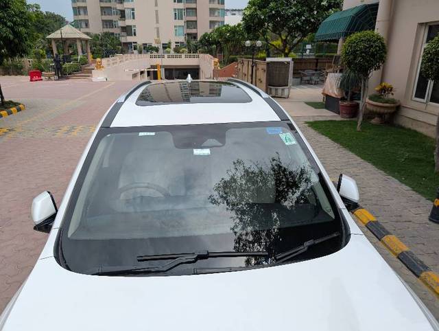 https://images10.gaadi.com/usedgaadi-sellcar/UsedCar/e500b466a/aa5b3d60-665d-4494-87d2-1e665d8d57a6.jpg?imwidth=6401