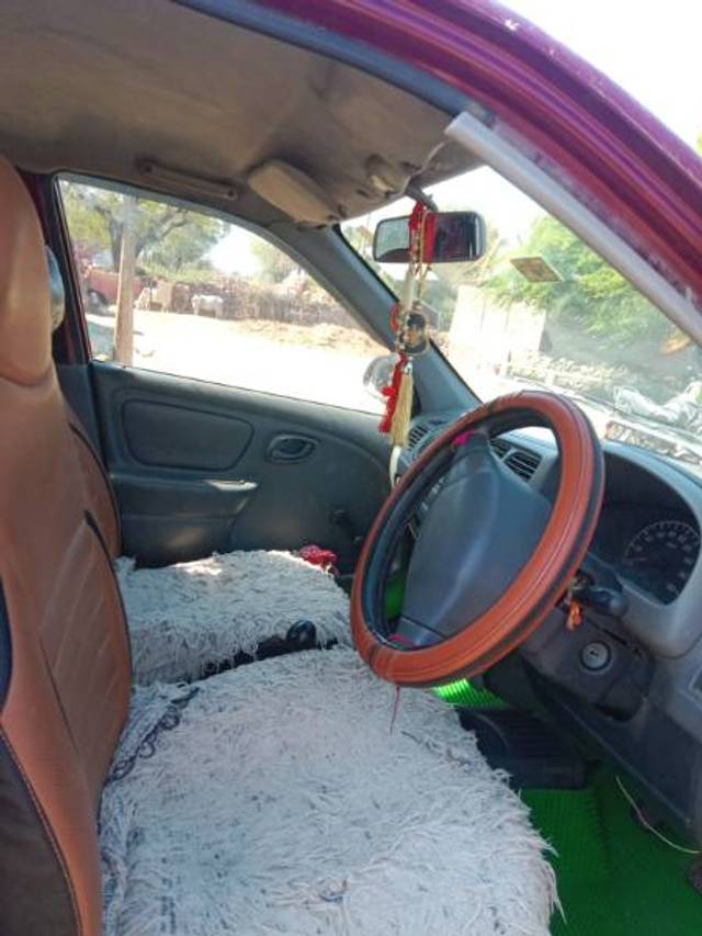 https://images10.gaadi.com/usedgaadi-sellcar/UsedCar/e500d7a3a/7d28c461-b096-4e11-9e67-8caecbd1c9ab.jpg?imwidth=6401