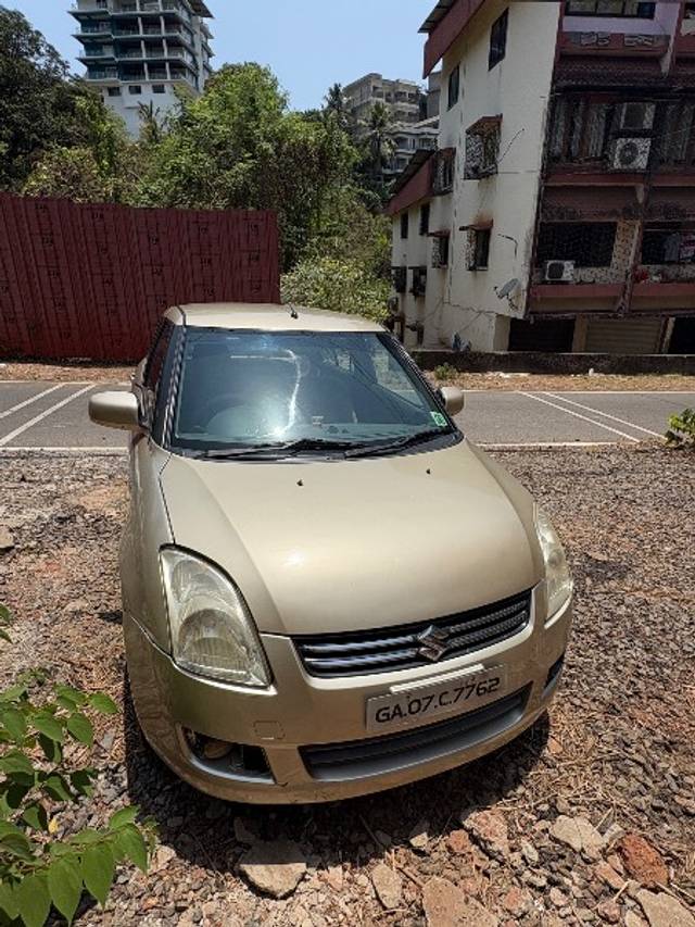 https://images10.gaadi.com/usedgaadi-sellcar/UsedCar/e5015a5ba/952e615a-629f-47bc-98bd-d8486312c16a.jpeg?imwidth=6400